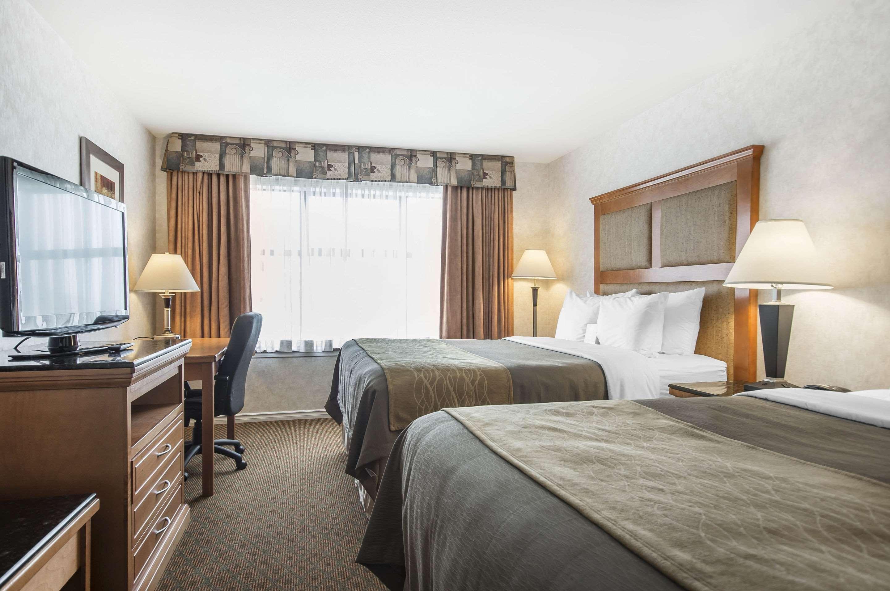 Prestige Kamloops Hotel Buitenkant foto