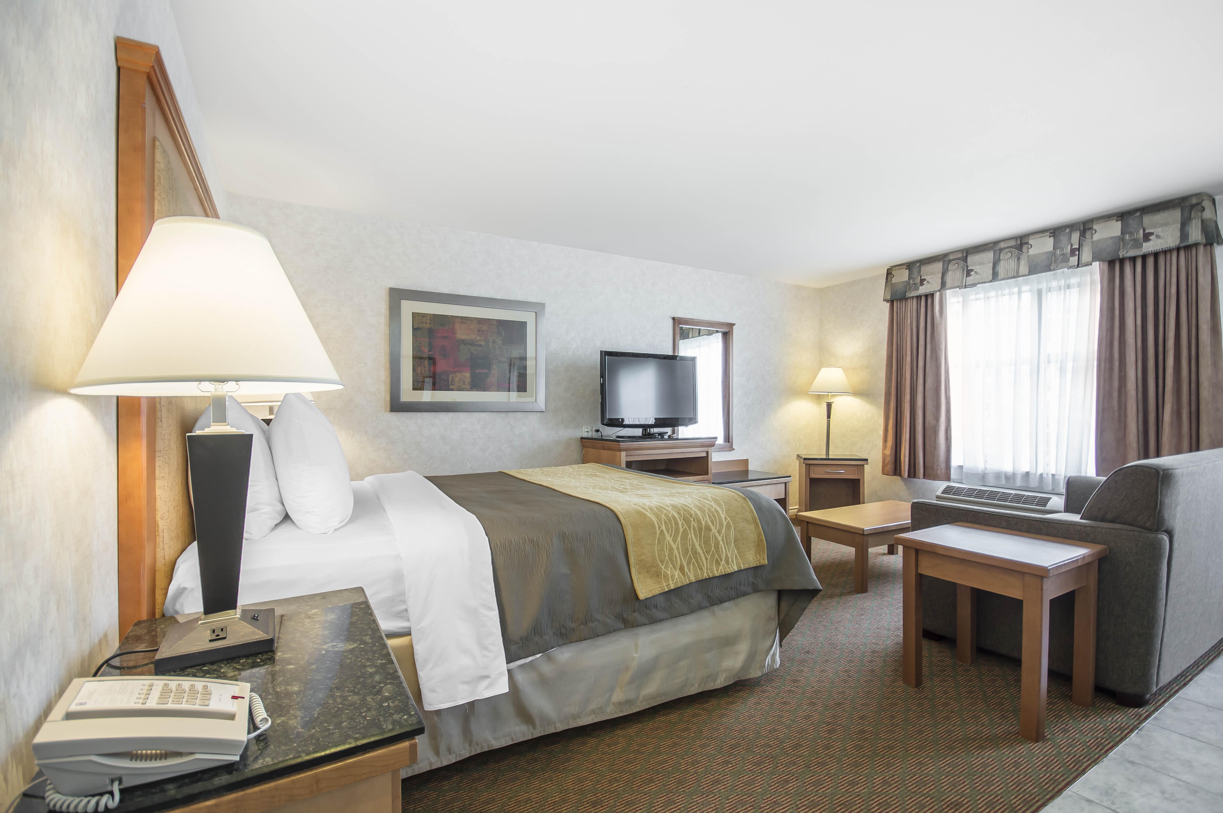 Prestige Kamloops Hotel Buitenkant foto