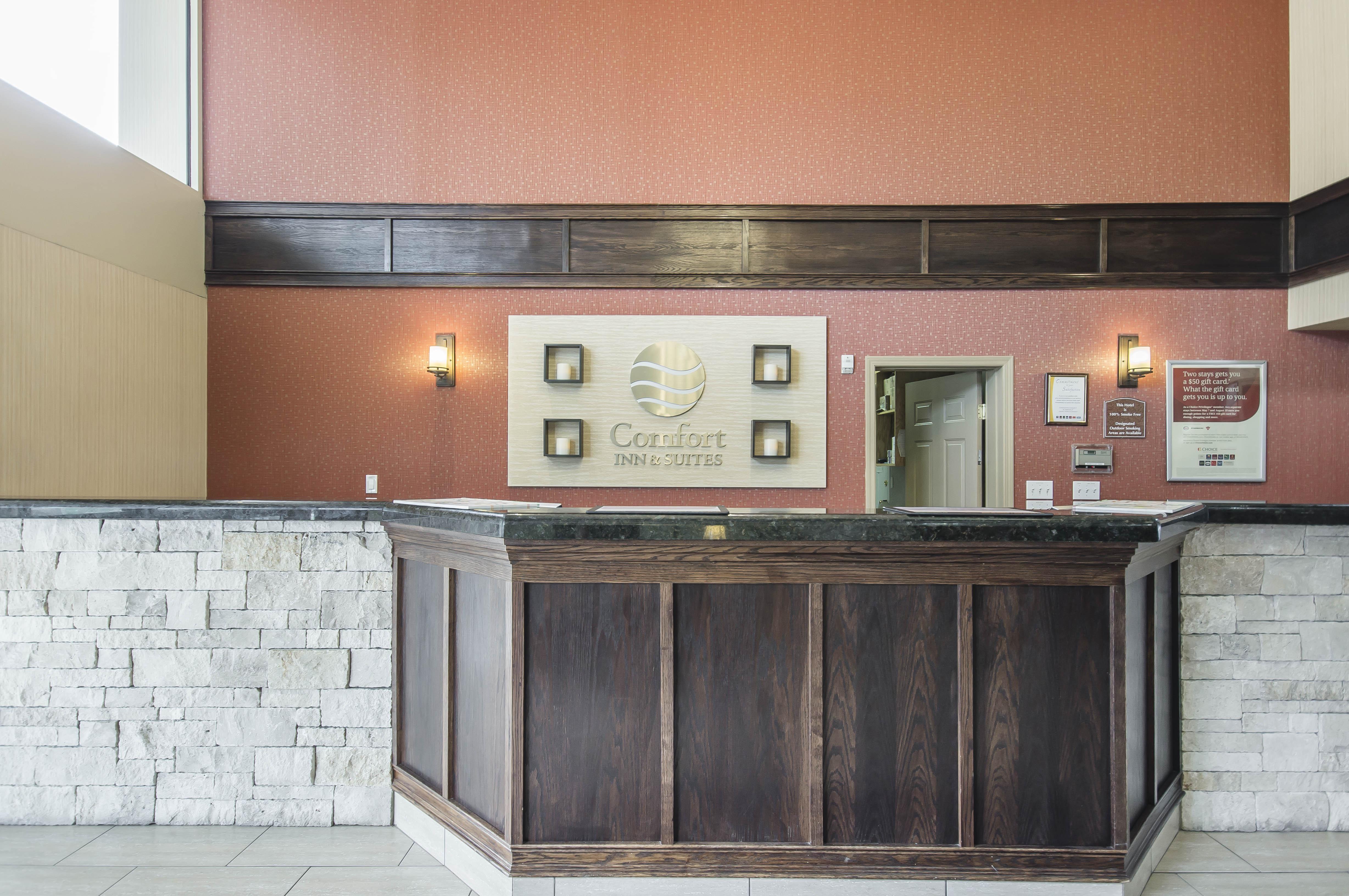 Prestige Kamloops Hotel Buitenkant foto