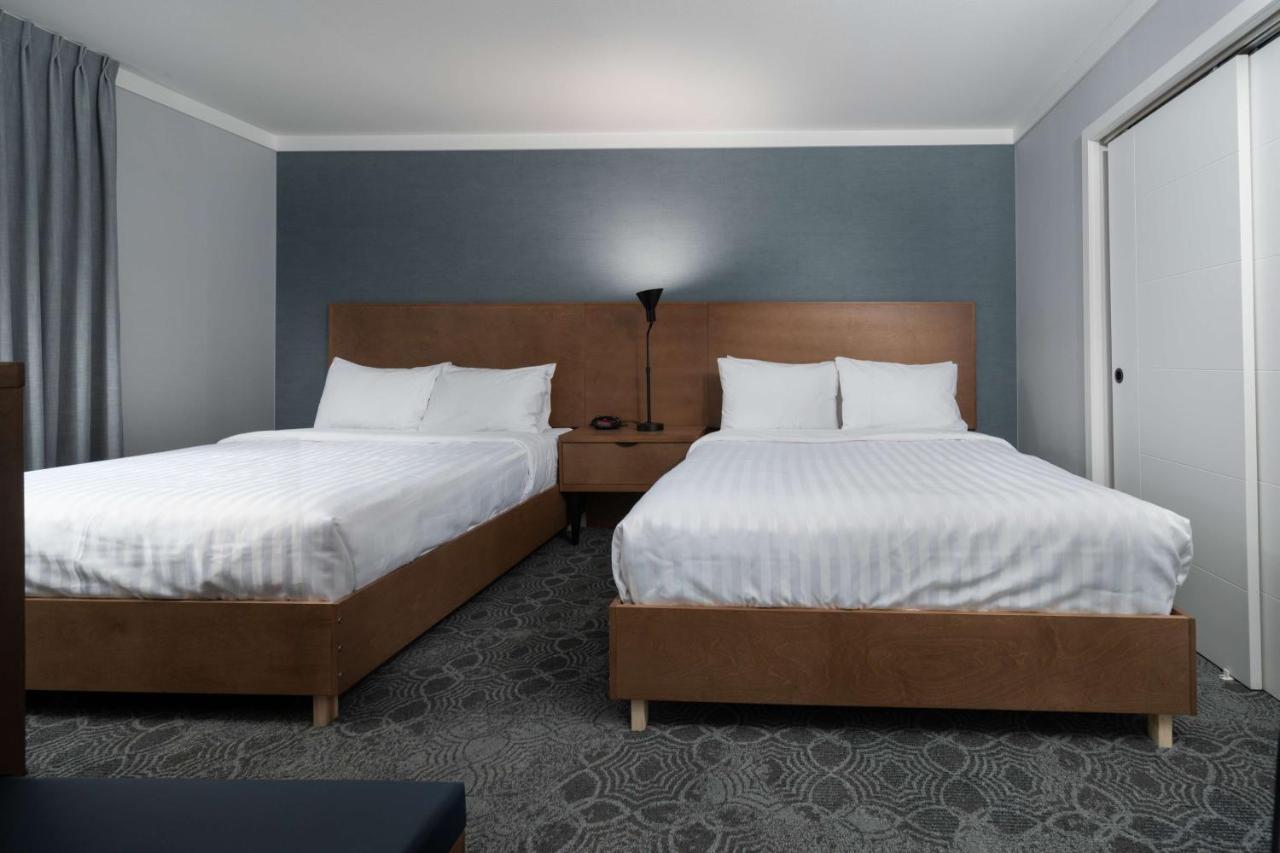 Prestige Kamloops Hotel Buitenkant foto