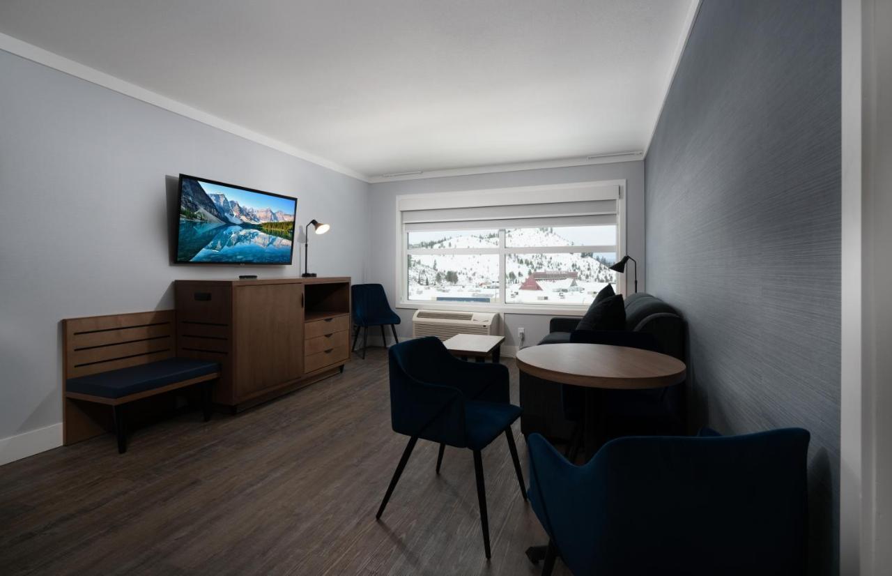 Prestige Kamloops Hotel Buitenkant foto